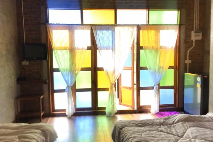Room 3 of 29
