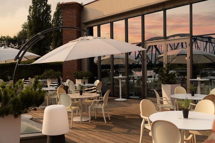 Terrace/Patio 67 of 70