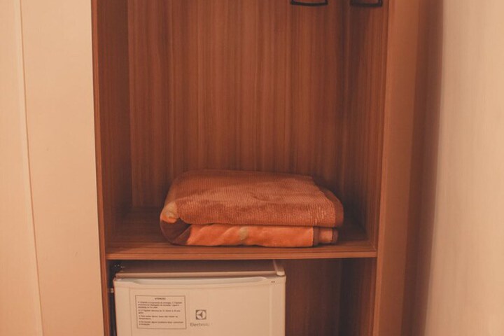 Room 10 of 23