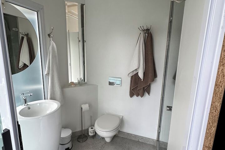 Room 128 of 161