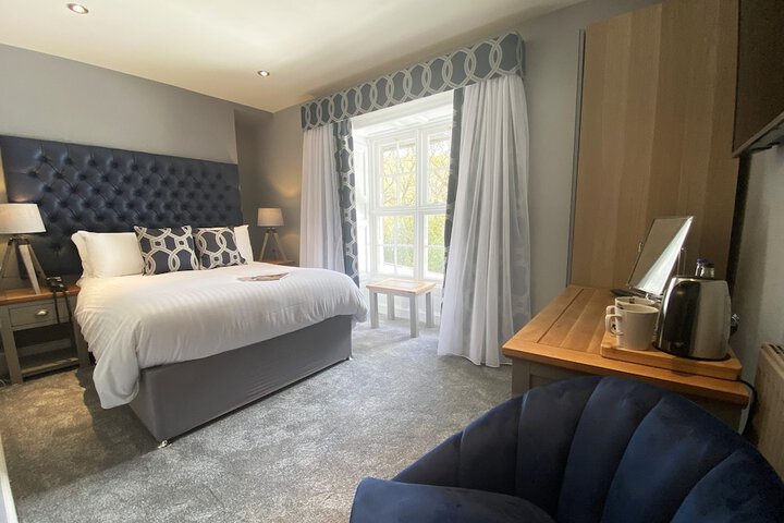 Room 4 of 116