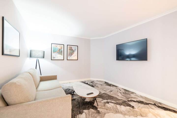 Room 20 of 66