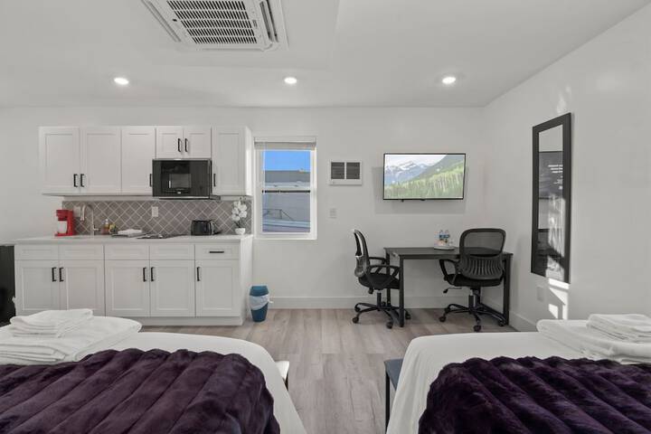 Room 11 of 82
