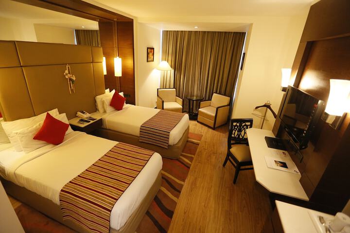 Room 8 of 52