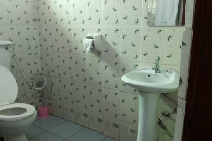Room 19 of 40
