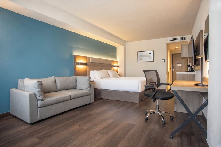 Room 29 of 82