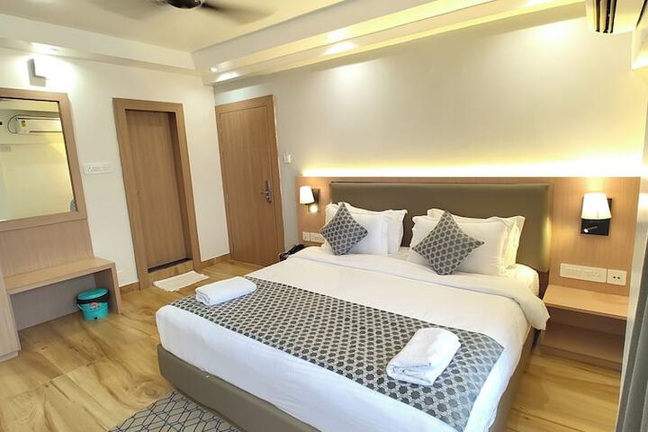 Room 21 of 29