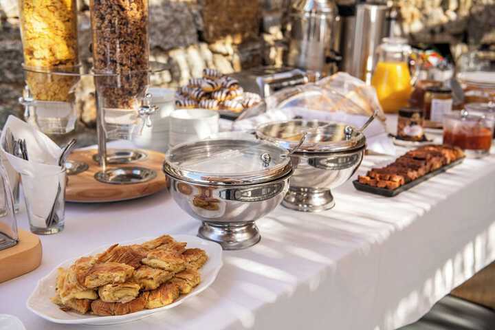Breakfast/Coffee Service 48 of 80