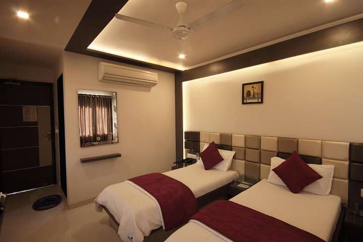 Room 3 of 19