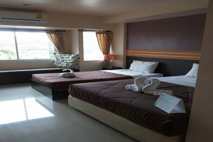 Room 8 of 26
