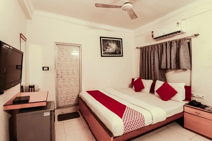 Room 3 of 13