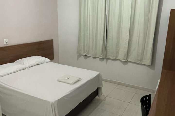 Room 11 of 30