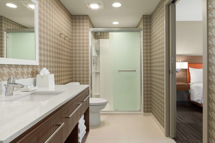 Bathroom shower