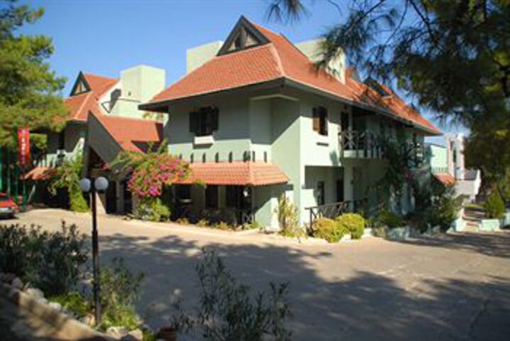 Hotel 12 of 48