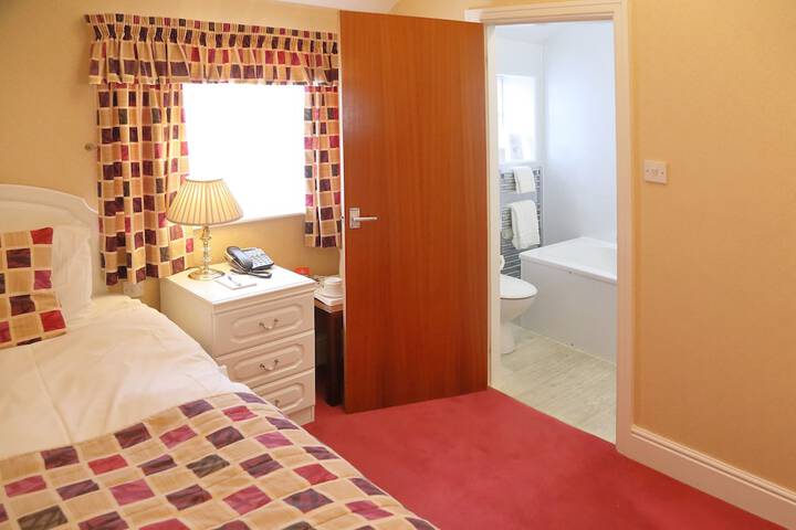 Room 39 of 104