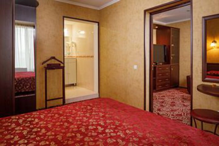 Room 31 of 87