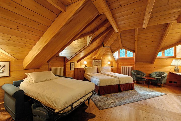 Room 33 of 34