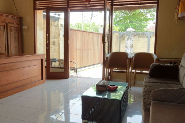 Hotel Interior 4 of 53