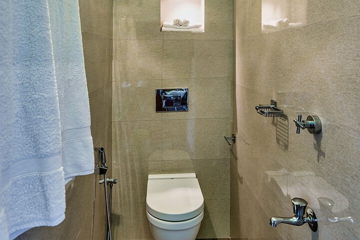 Room 34 of 45