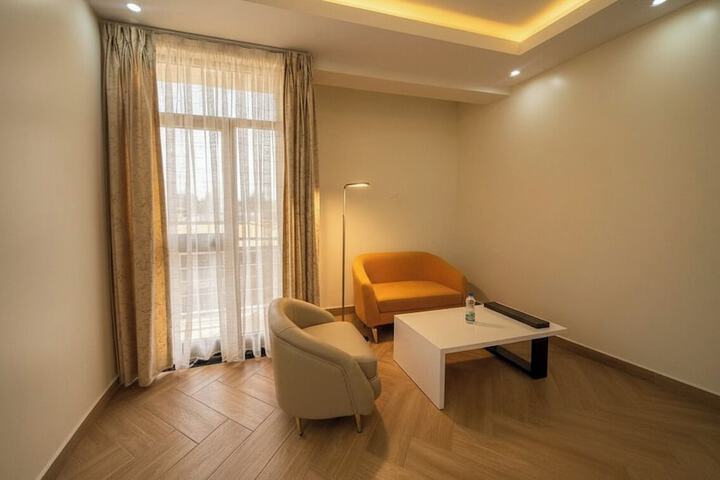 Room 8 of 14