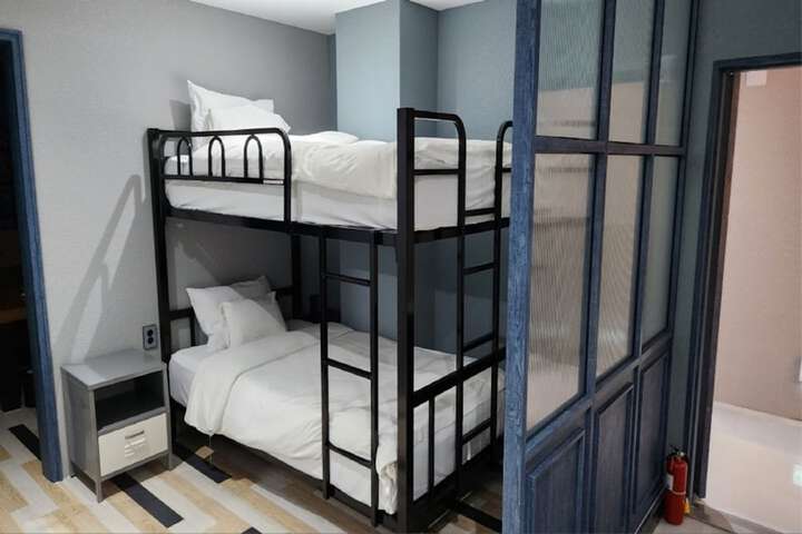 Room 118 of 184
