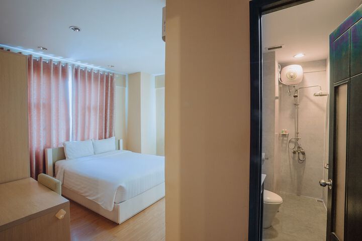 Room 7 of 26