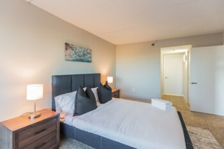 Room 169 of 307