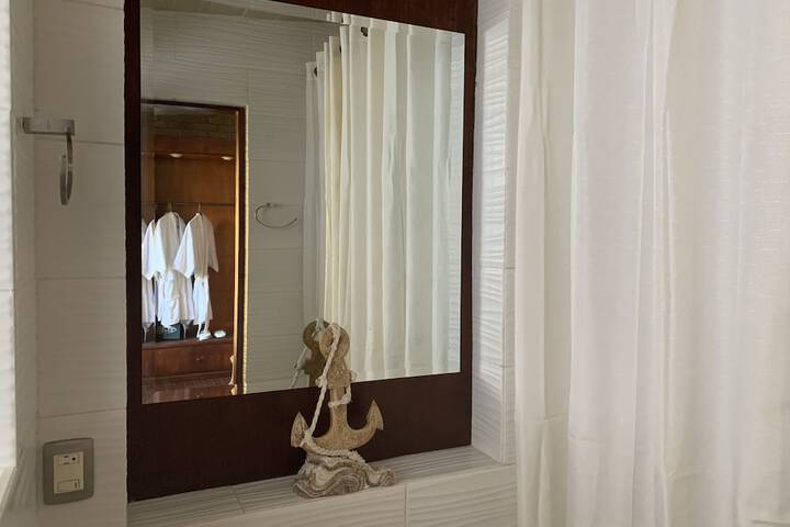 Room 98 of 230