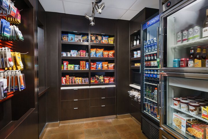 Snack bar