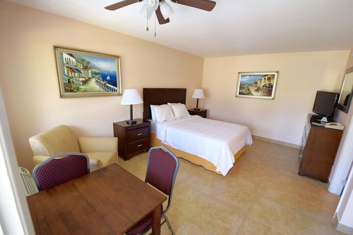 Room 13 of 60