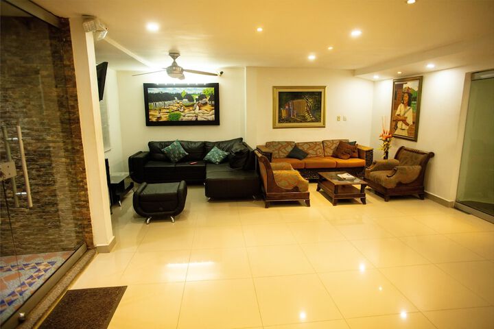 Hotel Interior 7 of 40