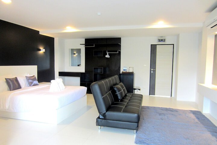 Room 46 of 63