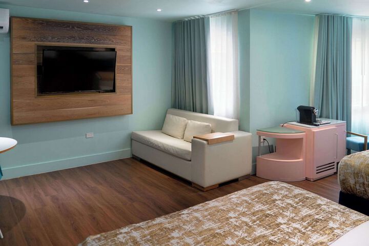 lounge