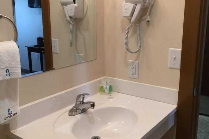 Room 14 of 23
