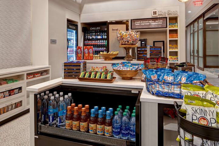 Snack bar