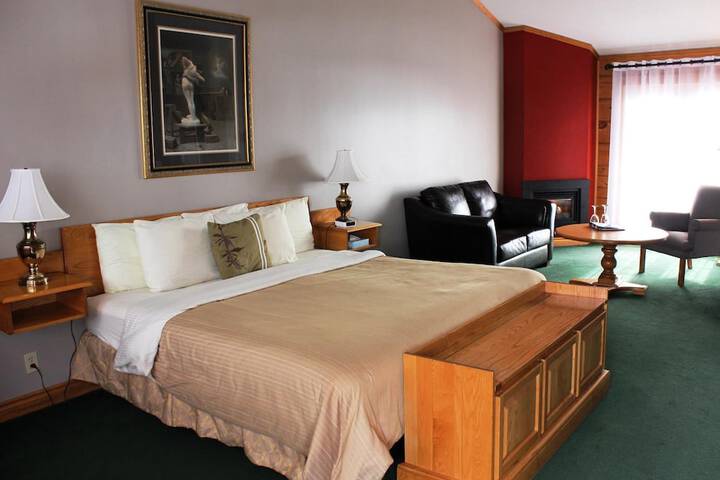 Room 11 of 42