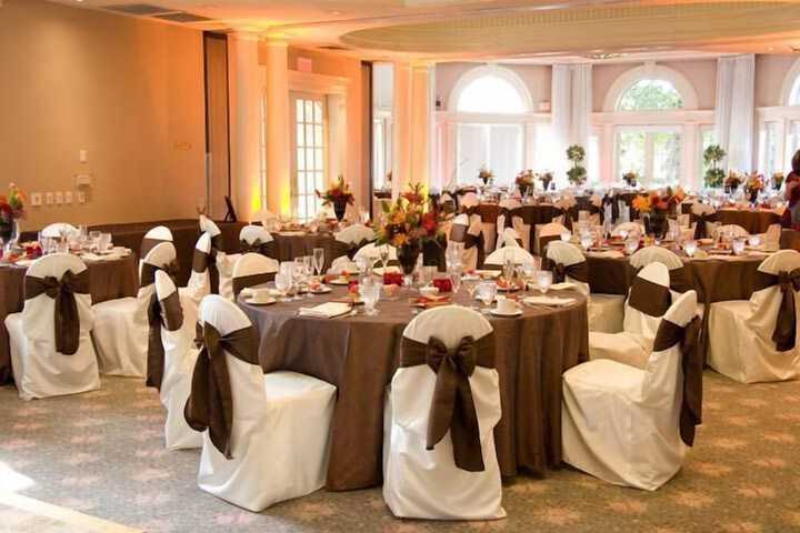 Ballroom/Hall 45 of 47