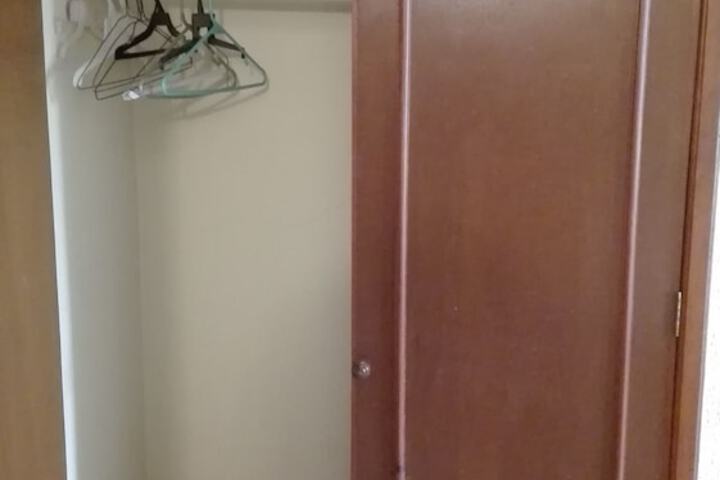 Room 32 of 52