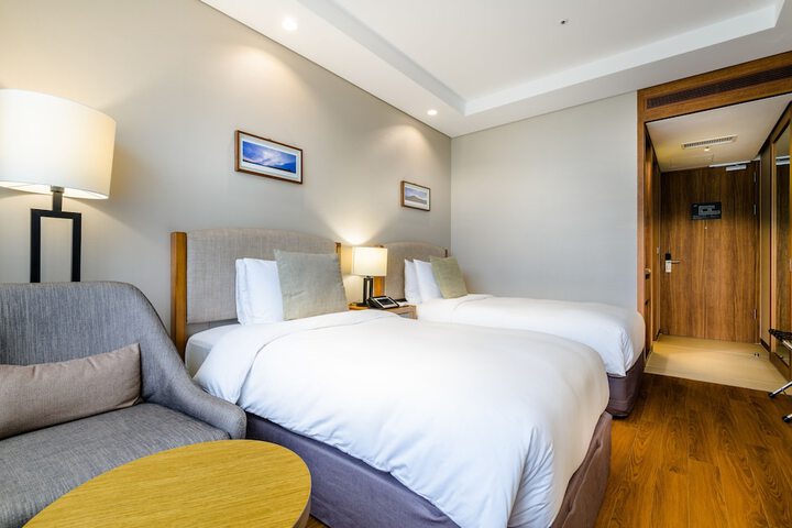 Room 20 of 98