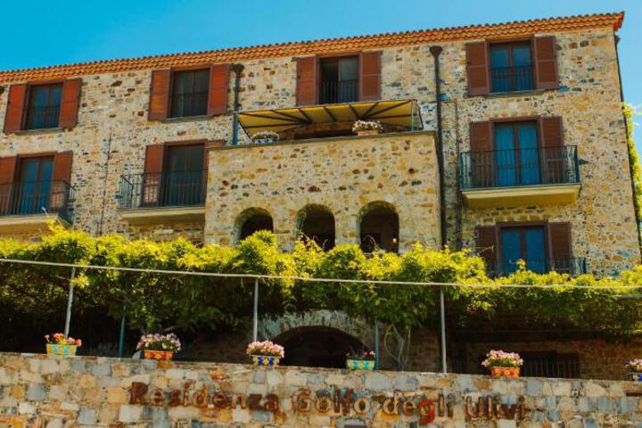 Residenza Golfo Degli Ulivi