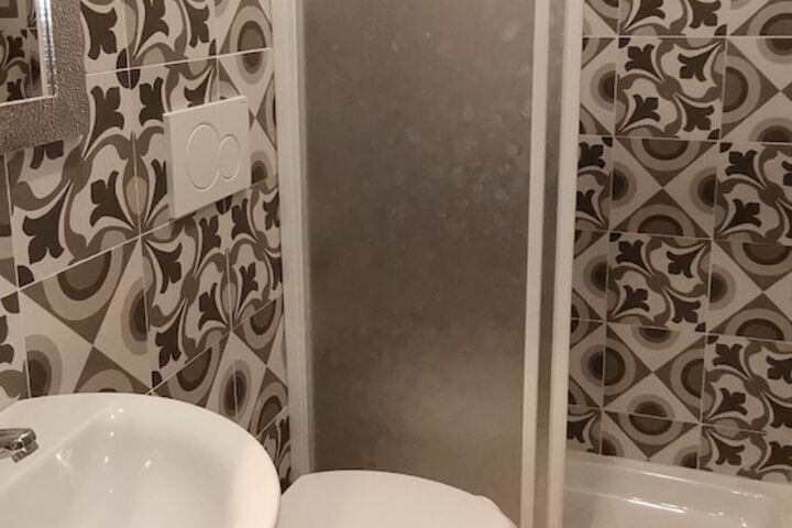 Room 34 of 45