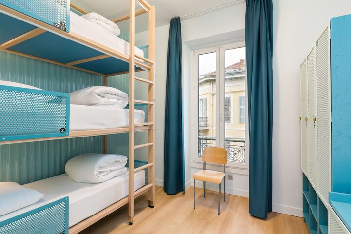Room 14 of 62