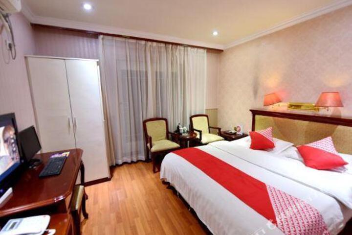 Yaan Caiyuan Business Hotel