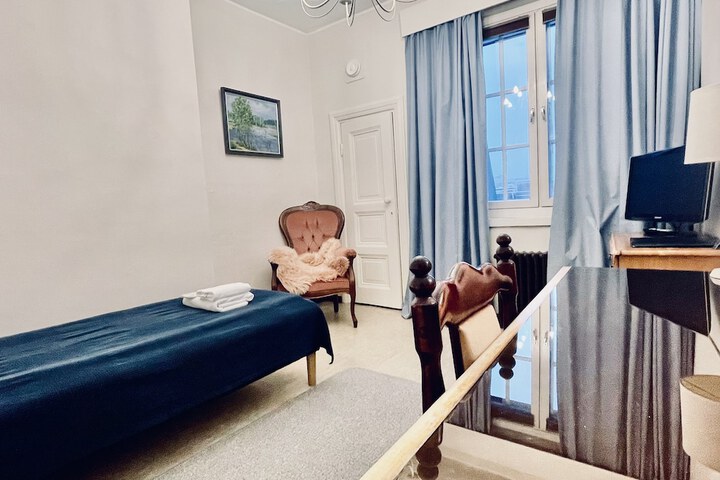 Room 9 of 64