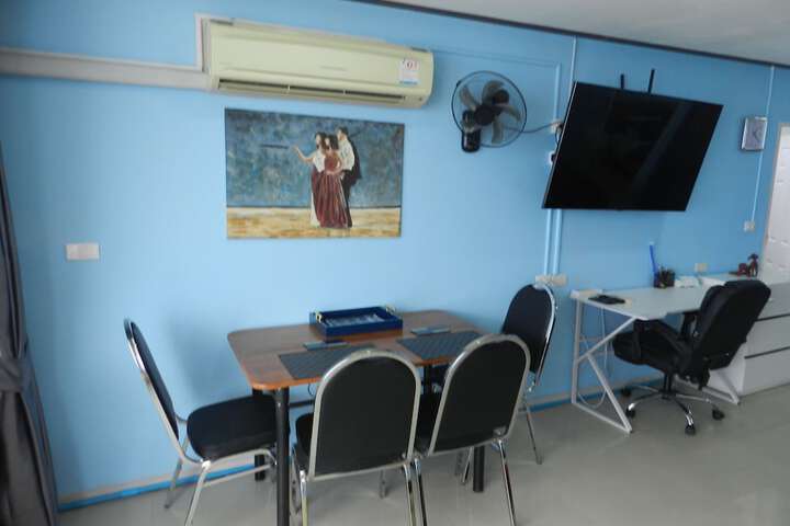Room 97 of 259