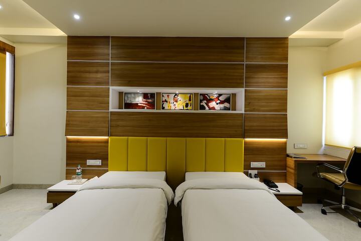Room 29 of 85