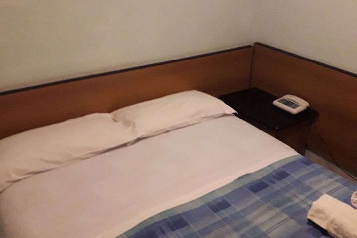 Room 9 of 55