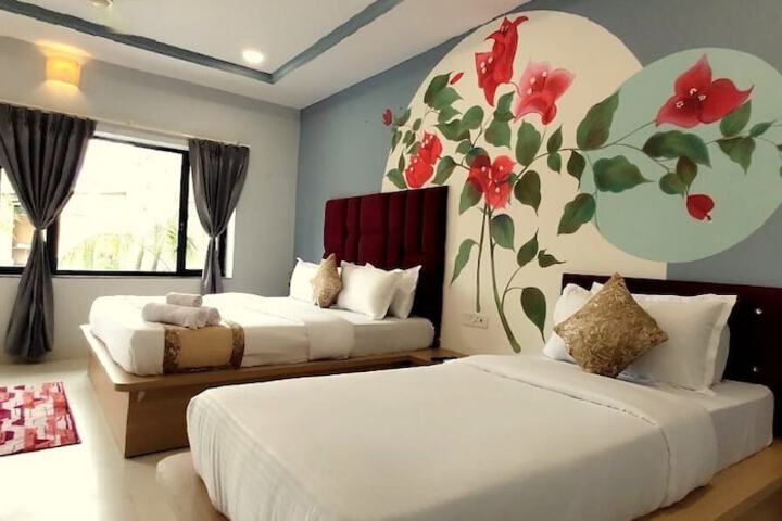Room 21 of 114