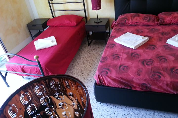 Room 9 of 23
