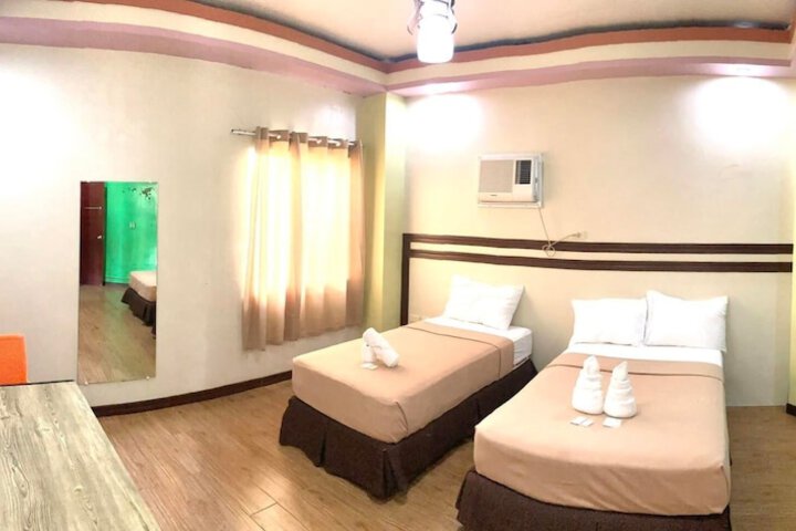 Room 13 of 26